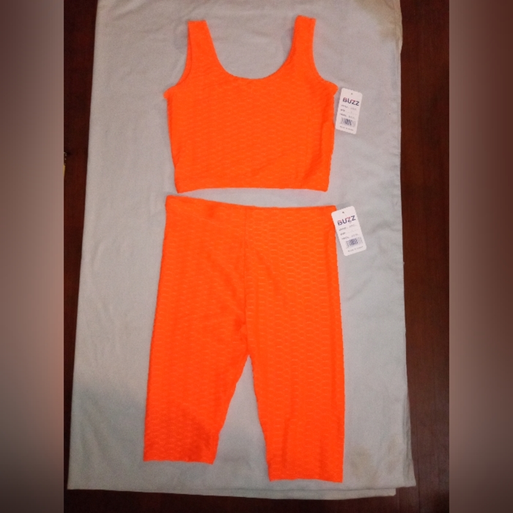 YOUNG LADIES / GIRLS TWO-PIECE SHORTS SET
